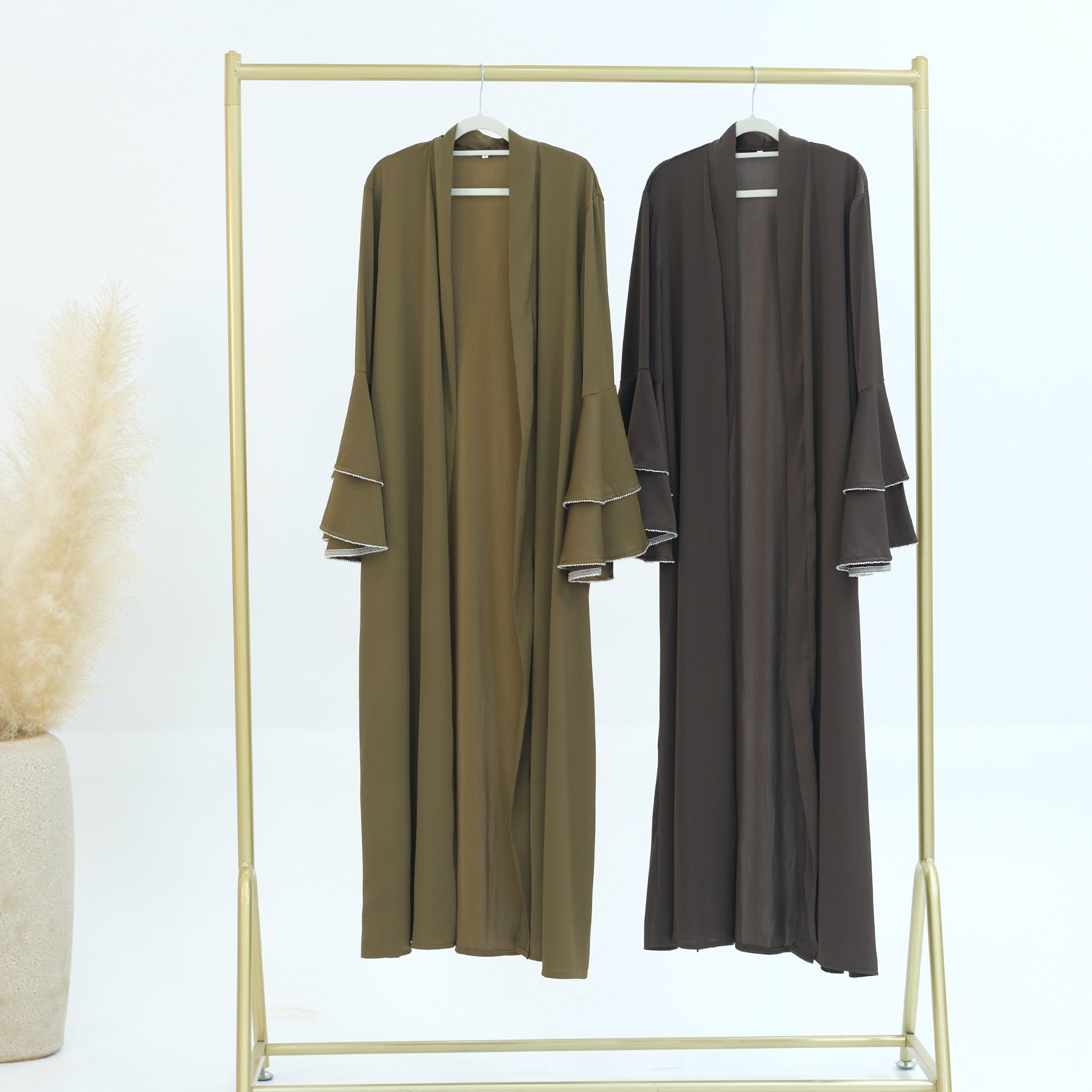 Abaya Qamar