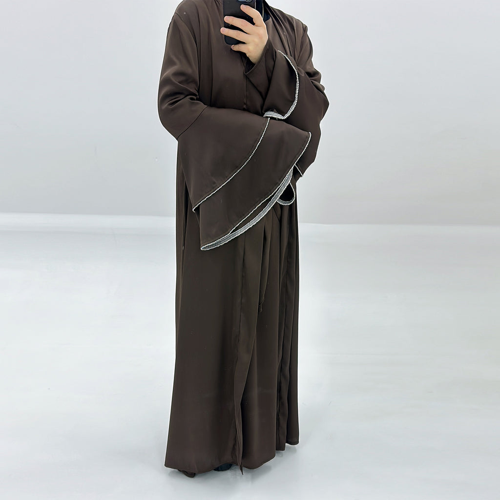 Abaya Qamar